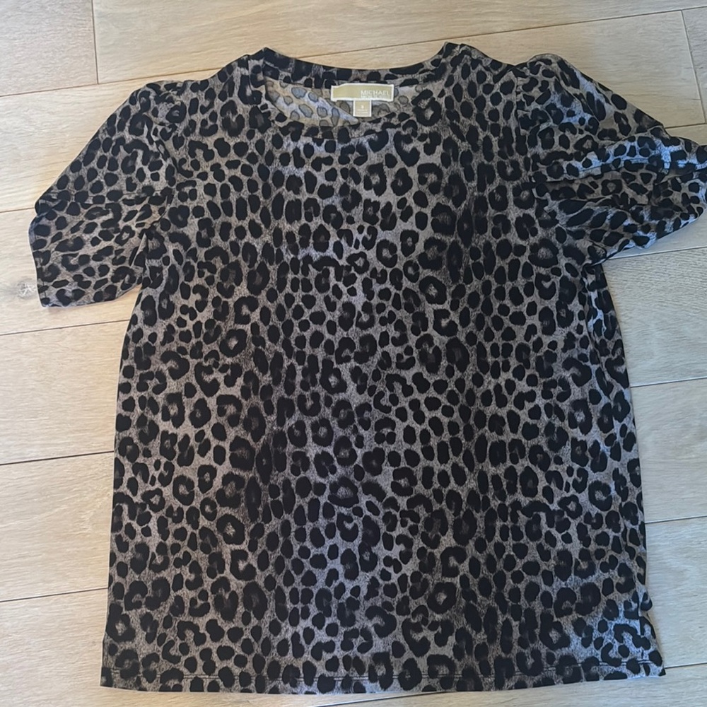 Michael Kors Leopard Print Top
